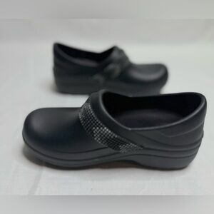 Crocs Clogs Black Neria Pro II Slip Resistant Womens 4 Beaded Embellished Work